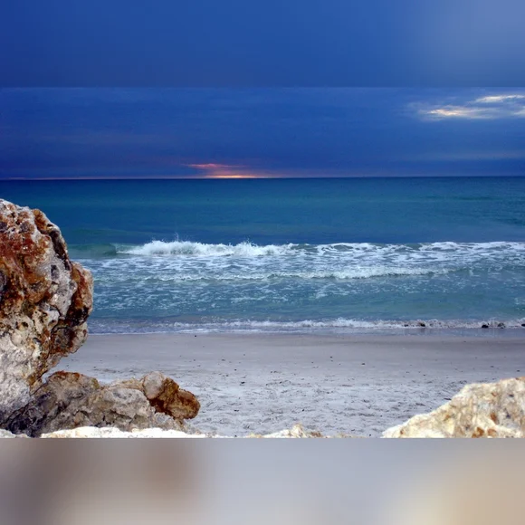 Sea Star earrings with blue Swarovski crystal. Made in the USA - Picture 3 of 6